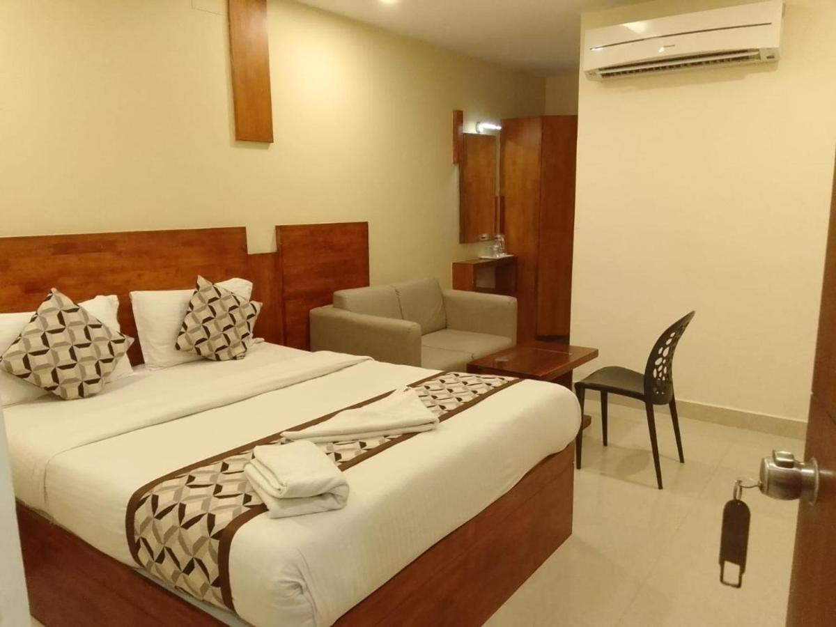 4U Business Hotel Chennai Extérieur photo