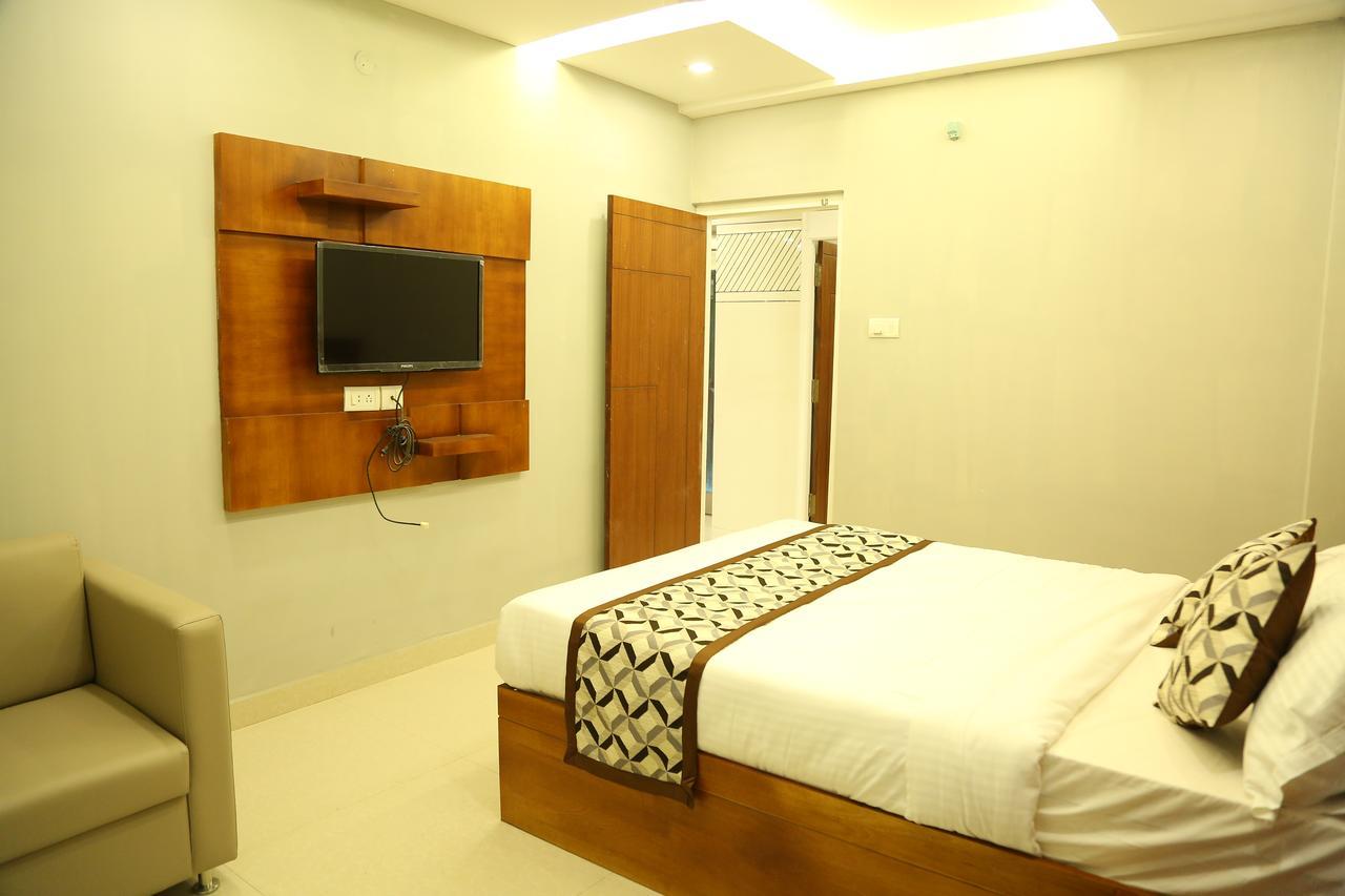 4U Business Hotel Chennai Extérieur photo